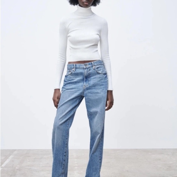 ZARA CROP KNIT TURTLENECK - Picture 2 of 5